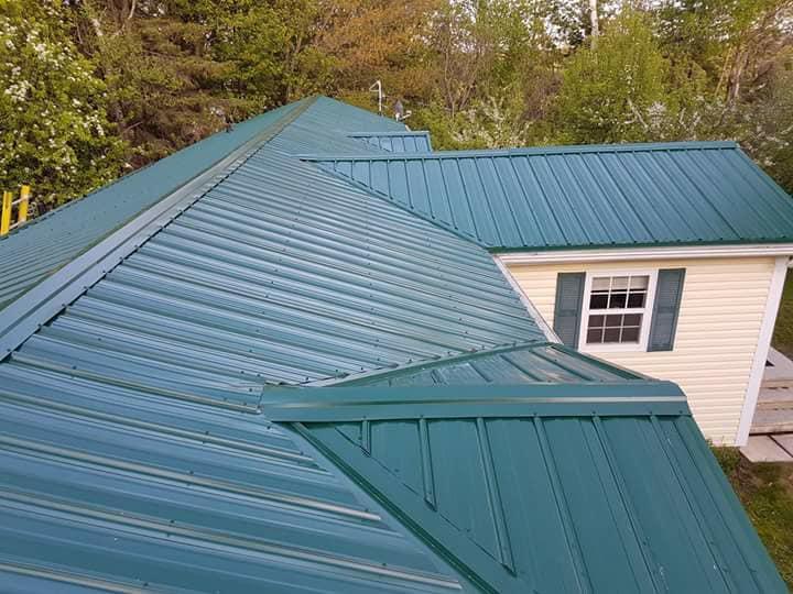 Roofing Roof Edge - Residential Asphalt, Steel & Metal Roofing in Lutes Mountain (NB) | LiveWay