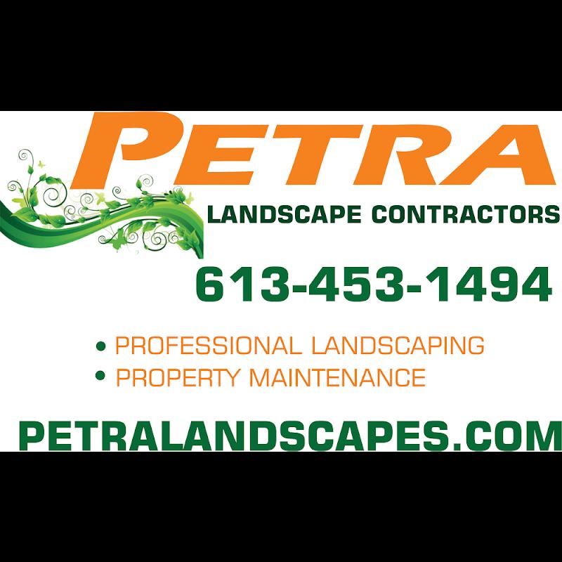 Déneigeur Petra Landscape Contractors à Kingston (ON) | LiveWay