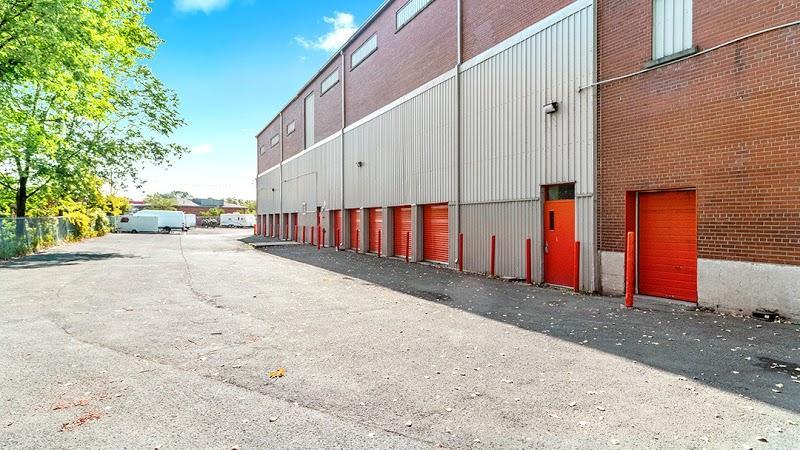 Stockage Public Storage à Saint-Lambert (QC) | LiveWay